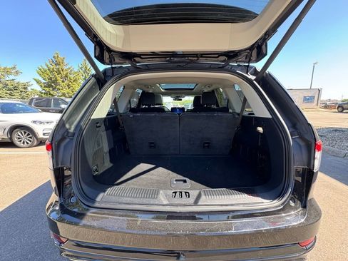 Used 2025 Lincoln Aviator Reserve w/ Jet Appearance Package AWD/4WD image 39