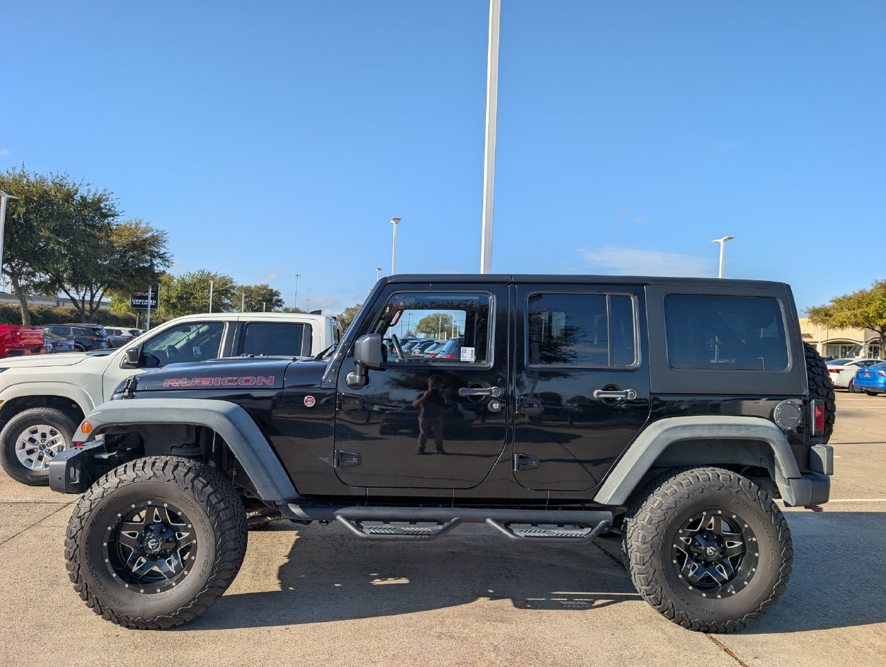 Used 2015 Jeep Wrangler Unlimited Rubicon AWD/4WD image 3