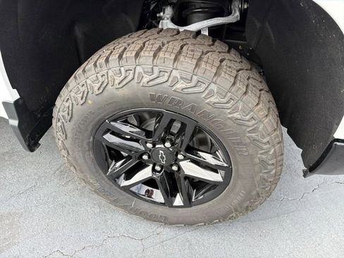 New 2026 Chevrolet Silverado 1500 Custom Trail Boss AWD/4WD image 20