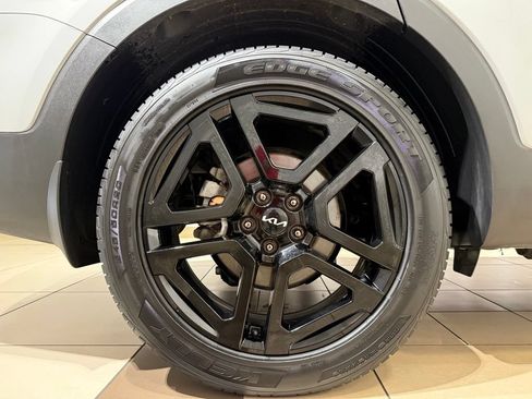 Used 2024 Kia Telluride SX X-Line AWD/4WD image 9