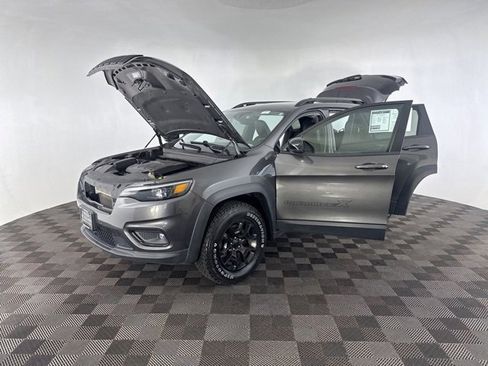 Used 2022 Jeep Cherokee Latitude image 10