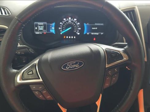 Certified 2023 Ford Edge SEL w/ Convenience Package AWD/4WD image 5