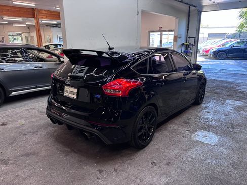 Used 2017 Ford Focus RS AWD/4WD image 5