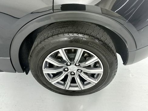 Used 2023 Cadillac XT4 Sport w/ Technology Package image 30