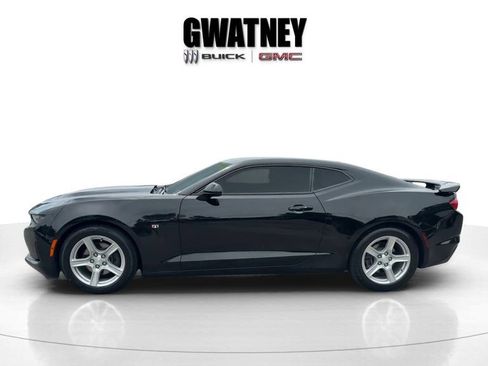 Used 2024 Chevrolet Camaro LT RWD image 6