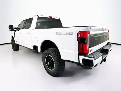 New 2026 Ford F250 Platinum w/ Tremor Off-Road Package image 4