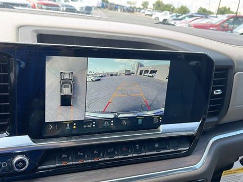 Used 2023 GMC Sierra 1500 SLT w/ SLT Premium Plus Package image 29