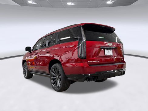 New 2026 Cadillac Escalade V w/ LPO, Floor Liner Package AWD/4WD image 3