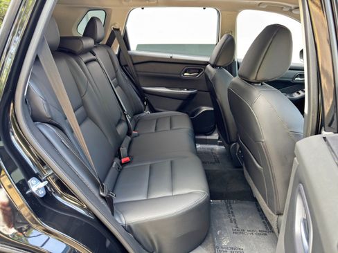Used 2024 Nissan Rogue SL w/ SL Premium Package FWD image 35