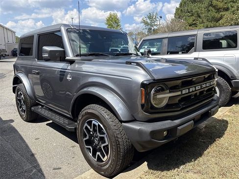 Used 2022 Ford Bronco Outer Banks image 6