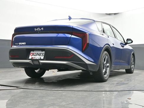 Used 2025 Kia K4 LXS image 51