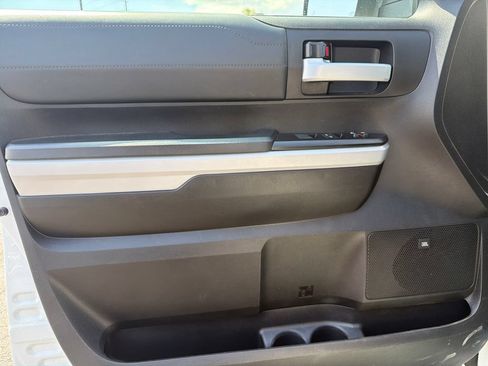 Used 2021 Toyota Tundra Limited w/ Limited Premium Package AWD/4WD image 28