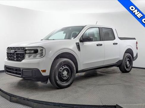 Used 2024 Ford Maverick XL FWD image 2