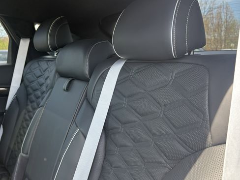 Used 2025 Genesis GV80 3.5T e-SC image 32