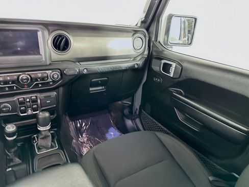 Certified 2021 Jeep Wrangler Unlimited Sport image 35