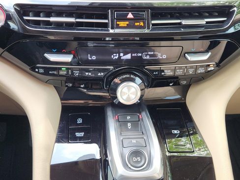 Certified 2024 Acura MDX SH-AWD image 18