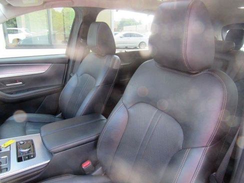 Used 2025 MAZDA CX-90 3.3 Turbo w/ Preferred Package AWD/4WD image 15