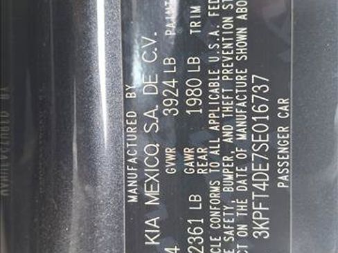 Used 2025 Kia K4 LXS FWD image 23