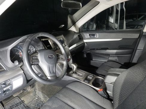 Used 2012 Subaru Outback 2.5i Premium w/ All-Weather Pkg AWD/4WD image 11