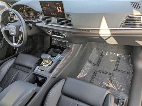 Certified 2023 Audi Q5 2.0T Premium Plus w/ Premium Plus Package AWD/4WD image 19
