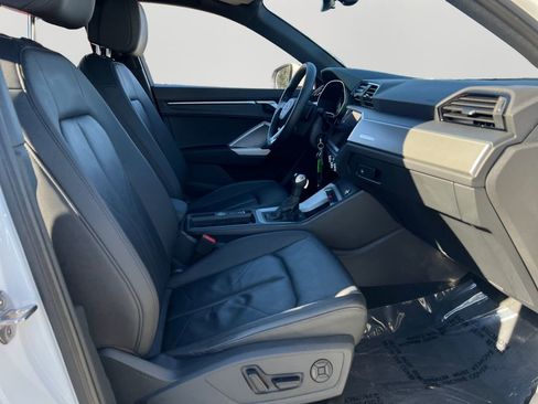 Used 2025 Audi Q3 2.0T Premium image 7