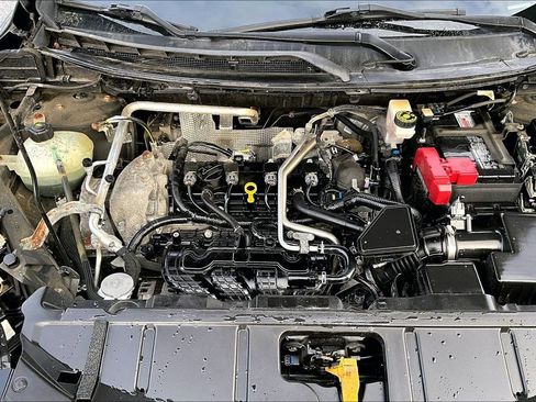 Used 2021 Nissan Rogue SV image 29