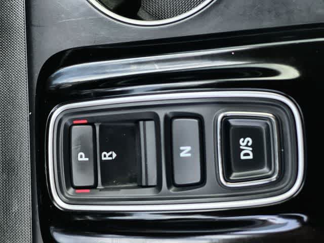 Certified 2023 Honda Pilot Touring image 16