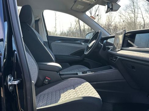 New 2026 Volkswagen Tiguan S image 16