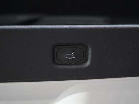 Used 2025 Ford Expedition Max Platinum AWD/4WD image 21