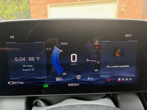Used 2026 Chevrolet Equinox EV LT w/ LPO, All-Weather Mat Package FWD image 8