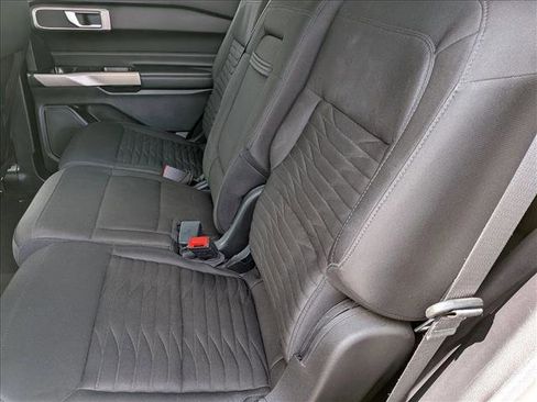 Certified 2021 Ford Explorer XLT w/ Class III Trailer Tow Package image 14