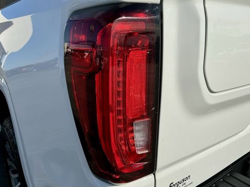 Used 2020 GMC Sierra 1500 AT4 w/ AT4 Premium Package image 14