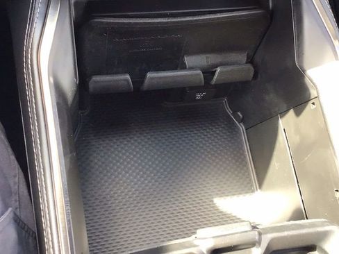 Used 2020 RAM 1500 Limited w/ Black Appearance Package image 31