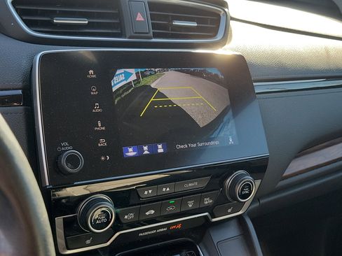 Used 2018 Honda CR-V Touring image 31