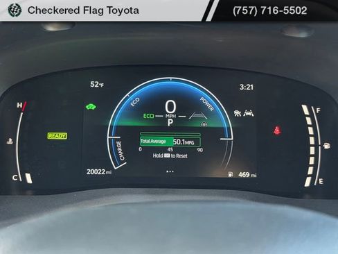 Certified 2025 Toyota Camry LE image 11