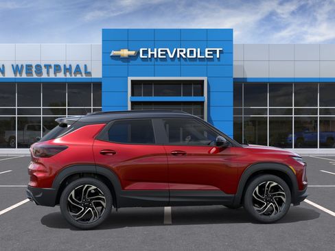 New 2026 Chevrolet TrailBlazer RS w/ Driver Confidence Package AWD/4WD image 5