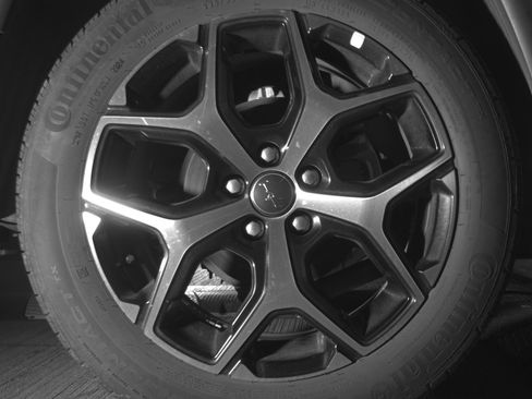 Used 2025 Jeep Compass Limited image 15