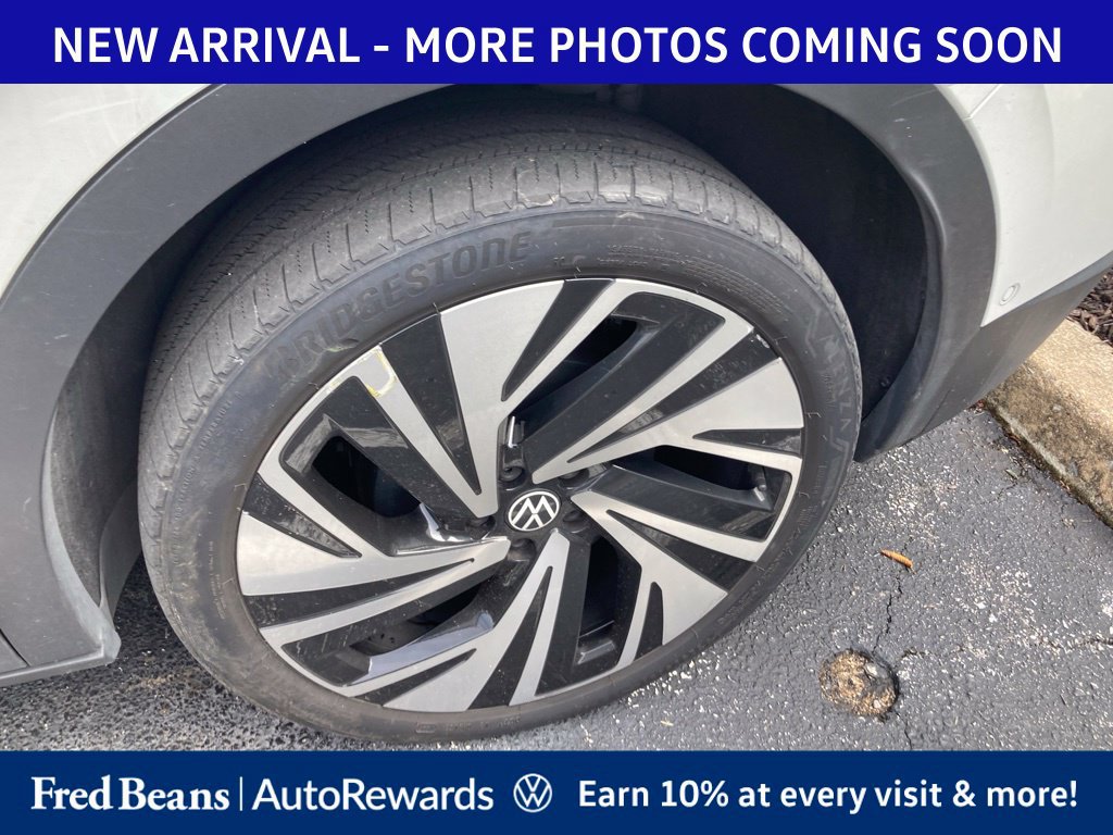 Used 2025 Volkswagen ID.4 Pro S Plus AWD/4WD image 7