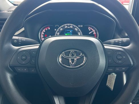 New 2025 Toyota RAV4 LE image 19