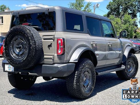 Used 2025 Ford Bronco Outer Banks w/ Sasquatch Package AWD/4WD image 13