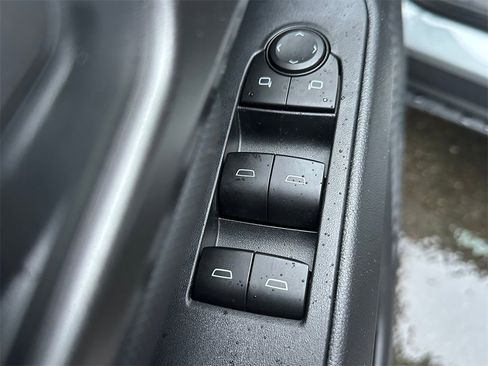 New 2026 Chevrolet Equinox EV LT image 21