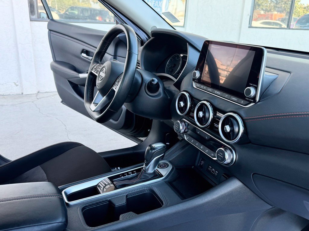 Used 2025 Nissan Sentra SR FWD image 20