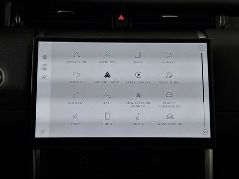 Used 2024 Land Rover Discovery Sport S image 14