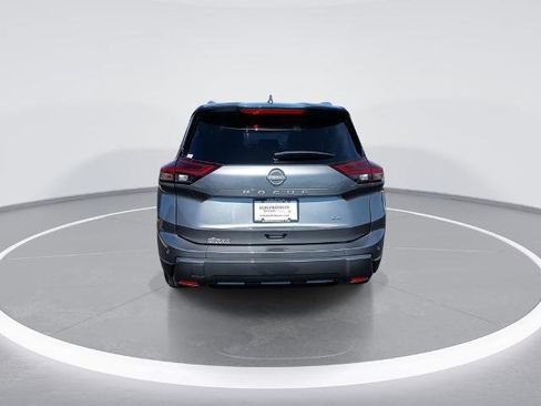 Certified 2025 Nissan Rogue SL w/ SL Premium Package image 7