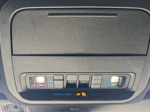 Used 2025 Ford Explorer ST w/ Sun And Sound Package image 22