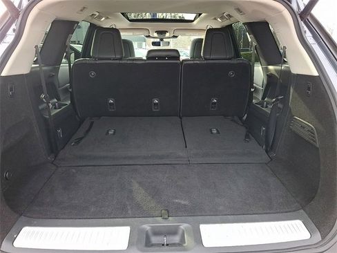 Used 2023 INFINITI QX60 Luxe image 29