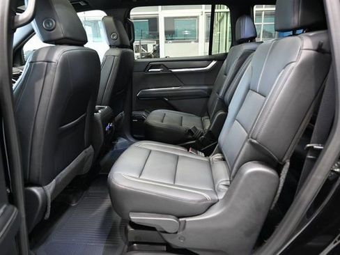 New 2026 GMC Acadia Elevation w/ Black Edition FWD image 11