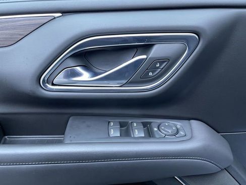 Used 2023 Chevrolet Suburban LS image 23