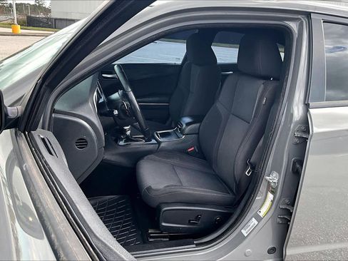 Used 2018 Dodge Charger R/T w/ Driver Confidence Group image 7