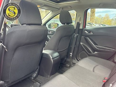 Used 2016 MAZDA MAZDA3 i Touring w/ Popular Equipment Package image 13